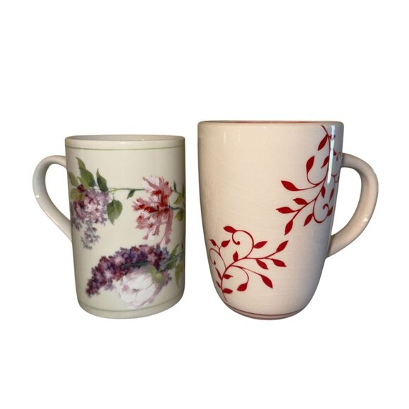 Set Of 2 Ceramic Mugs With Floral & Vine Patterns Red & Multicolor 12 Oz & 16 Oz - Picture 1 of 11